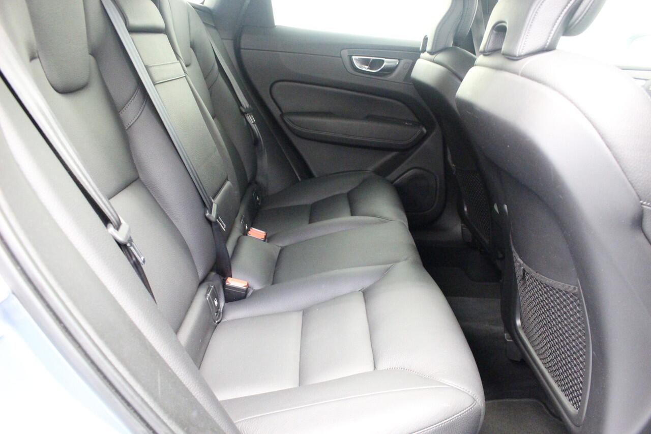 Volvo XC60 T5 Momentum Business | Rijklaarprijs | Trekhaak | Polestar | Harman Kardonn |