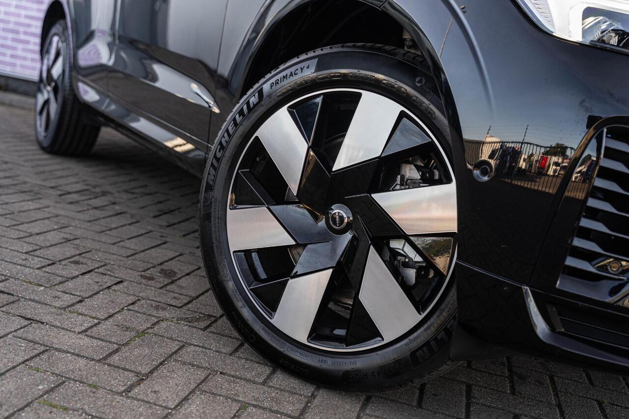 Volvo XC60 2.0 T6 Plug-in hybrid AWD Ultra Dark | Trekhaak | Harman Kardon Audio | Schuif- / Kanteldak | Stoel- / Stuurverwarming Voor + Achter | 360 Camera | Adaptive Cruise | Long Range | Google | Carplay | Dodehoekdetectie