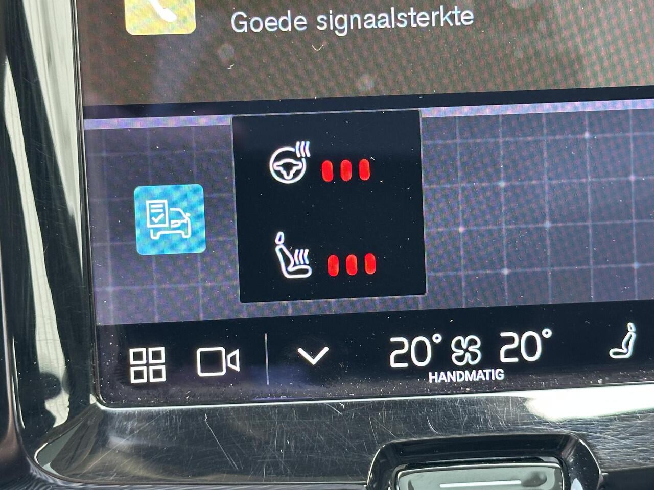 Volvo XC60 2.0 T6 Plug-in hybrid AWD Inscription Exclusive | Head-Up/Pano-Dak/Leder/H&K/Winterpakket/20"