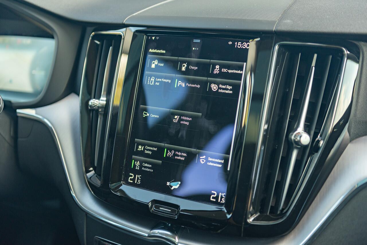 Volvo XC60 T6 Aut. Inscription Panoramadak Parkeercamera 340pk