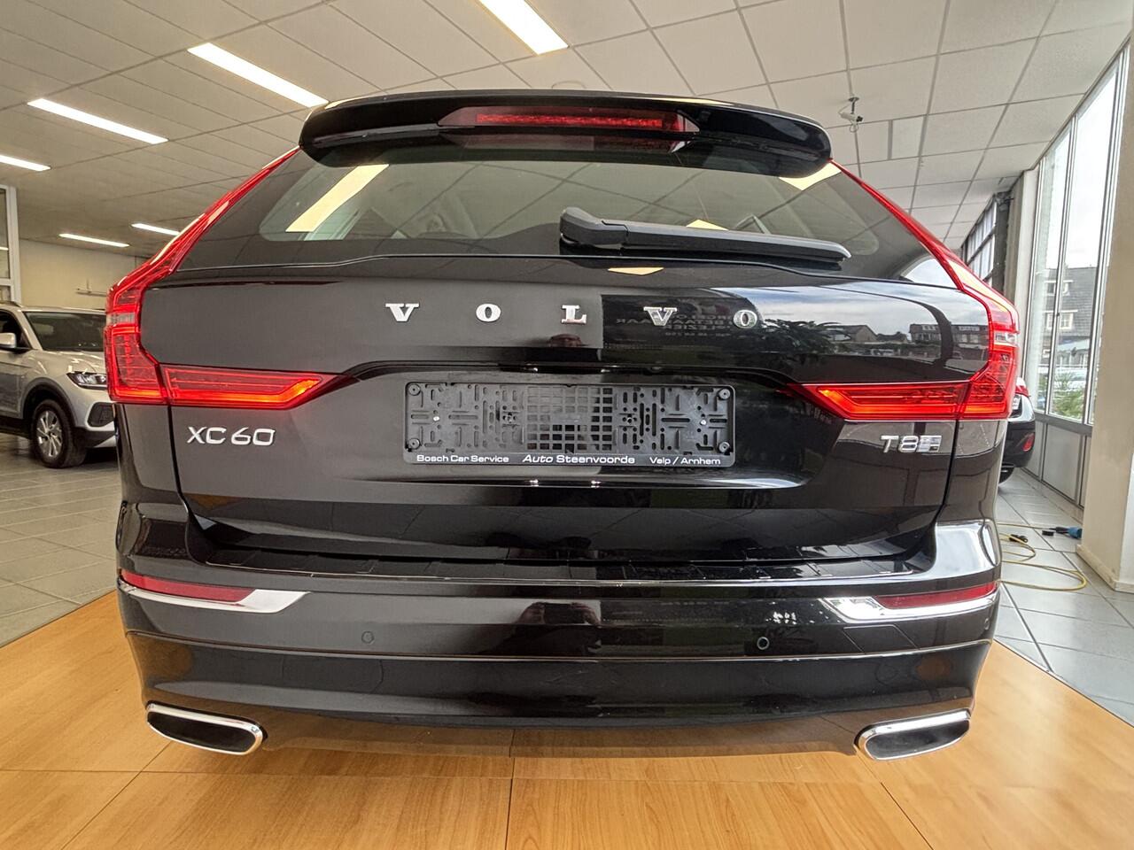 Volvo XC60 2.0 T8 Twin Engine AWD Inscription * BOMVOL * elektr A Klep * HUD * BLIS *