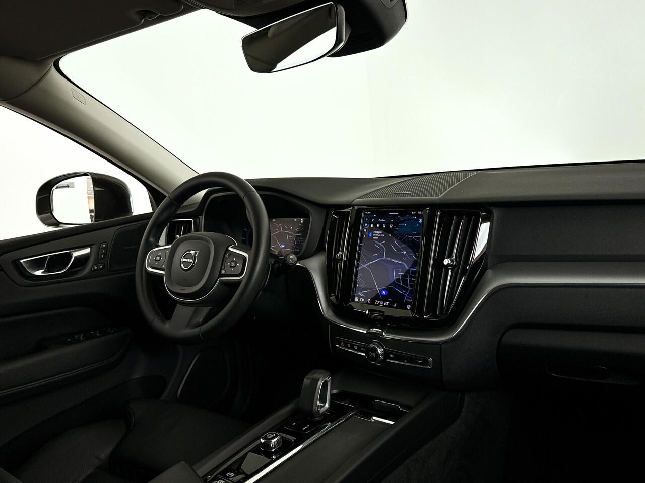 Volvo XC60 B5 Momentum Business | Parkeercamera | Harman Kardon | Stoel- en Stuurverwarming | Trekhaak