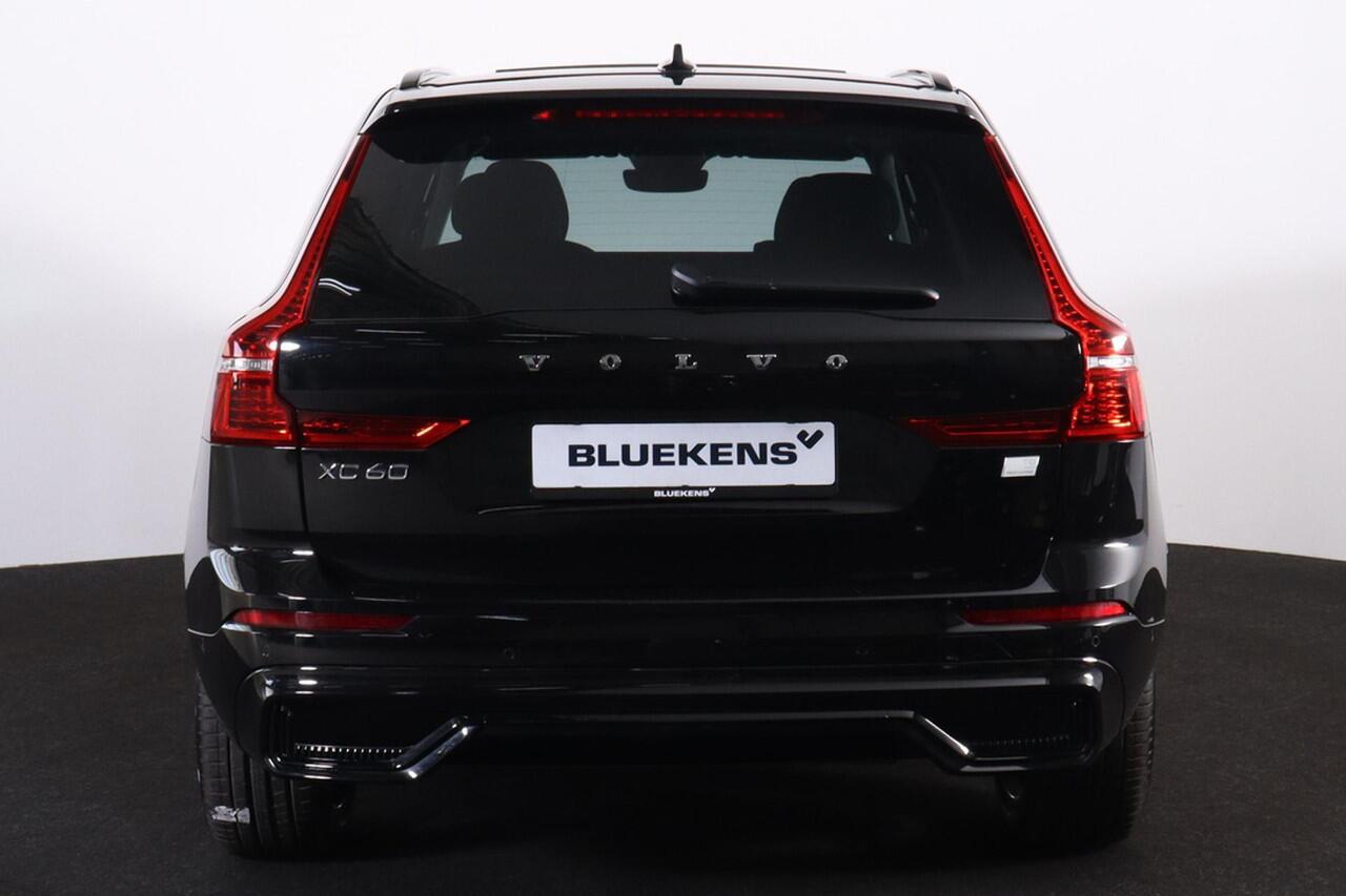 Volvo XC60 T8 Recharge AWD Ultimate Dark - Panorama/schuifdak - IntelliSafe Assist & Surround - 360º Camera - Verwarmde voorstoelen, stuur & achterbank - Parkeersensoren voor & achter - Elektr. bedienb. voorstoelen met geheugen - Head up display - Draadloze tel. lad