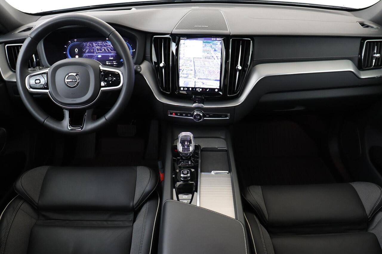 Volvo XC60 T6 RECHARGE AWD ULTIMATE DARK -PANO.DAK|PRIVACY.GLAS|360°CAM|TREKHAAK|HARMAN/KARDON