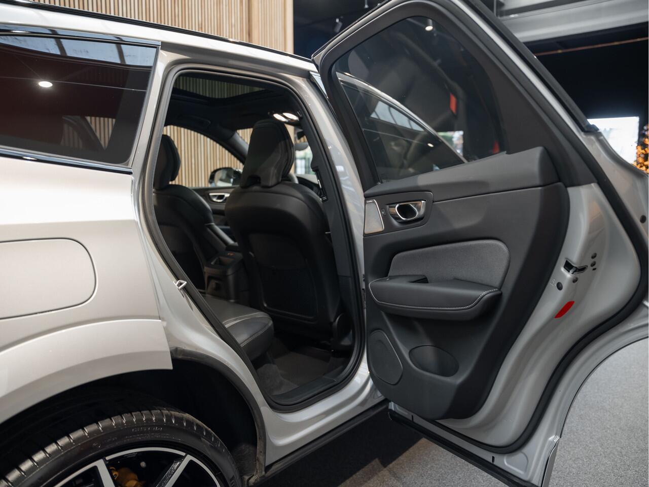 Volvo XC60 T8 Plug-in-hybrid AWD Polestar Engineered 2.0 T8 Polestar