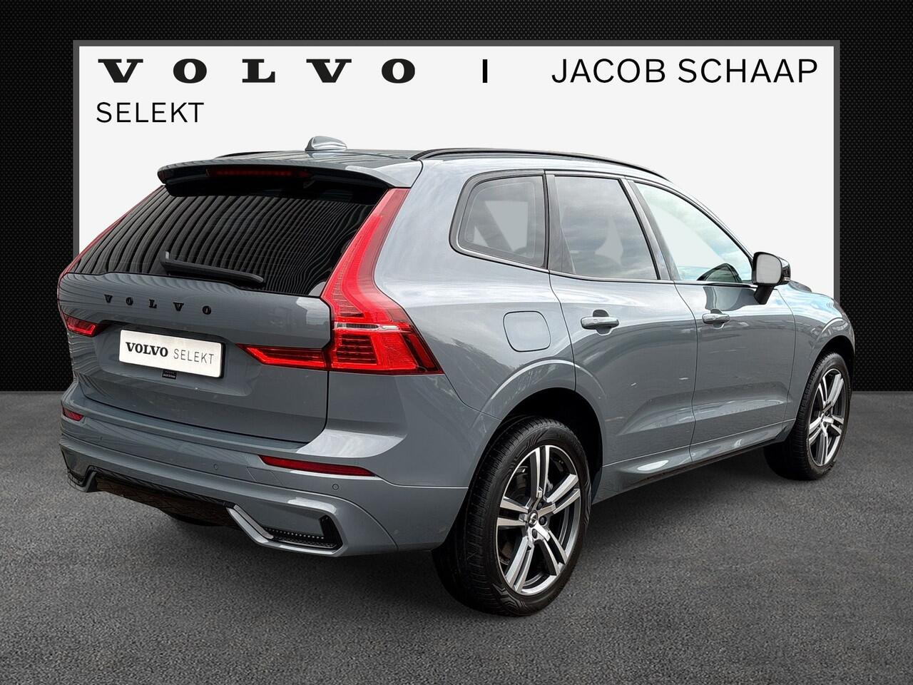 Volvo XC60 T6 Plug-in hybrid AWD R-Design / Stoelventilatie & massage / Luchtvering / 20" / Long Range /