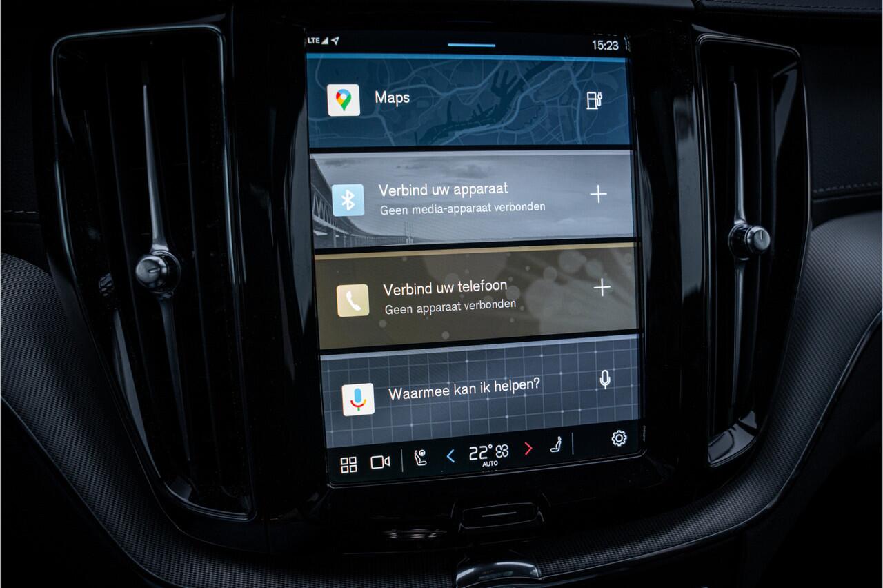 Volvo XC60 2.0 T6 Plug-in hybrid AWD Ultimate Black Edition ** Trekhaak ** Ventilatie ** Panodak ** B&W ** 12-2024!!