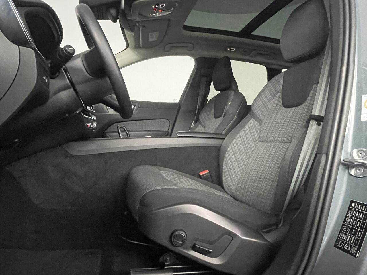 Volvo XC60 2.0 T6 Plug-in hybrid AWD Inscription Panoramadak | Elektrische kofferklep