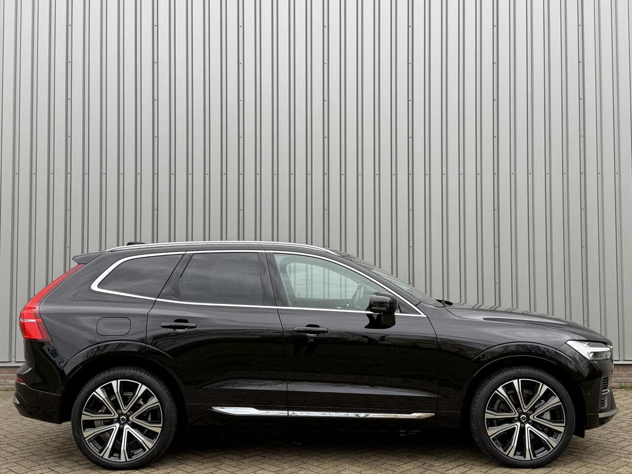 Volvo XC60 2.0 T8 Plug-in hybrid AWD Ultimate Bright | Schuif/kanteldak| Head-up Display| 360-camera| Gelaagd Glas | Trekhaak |