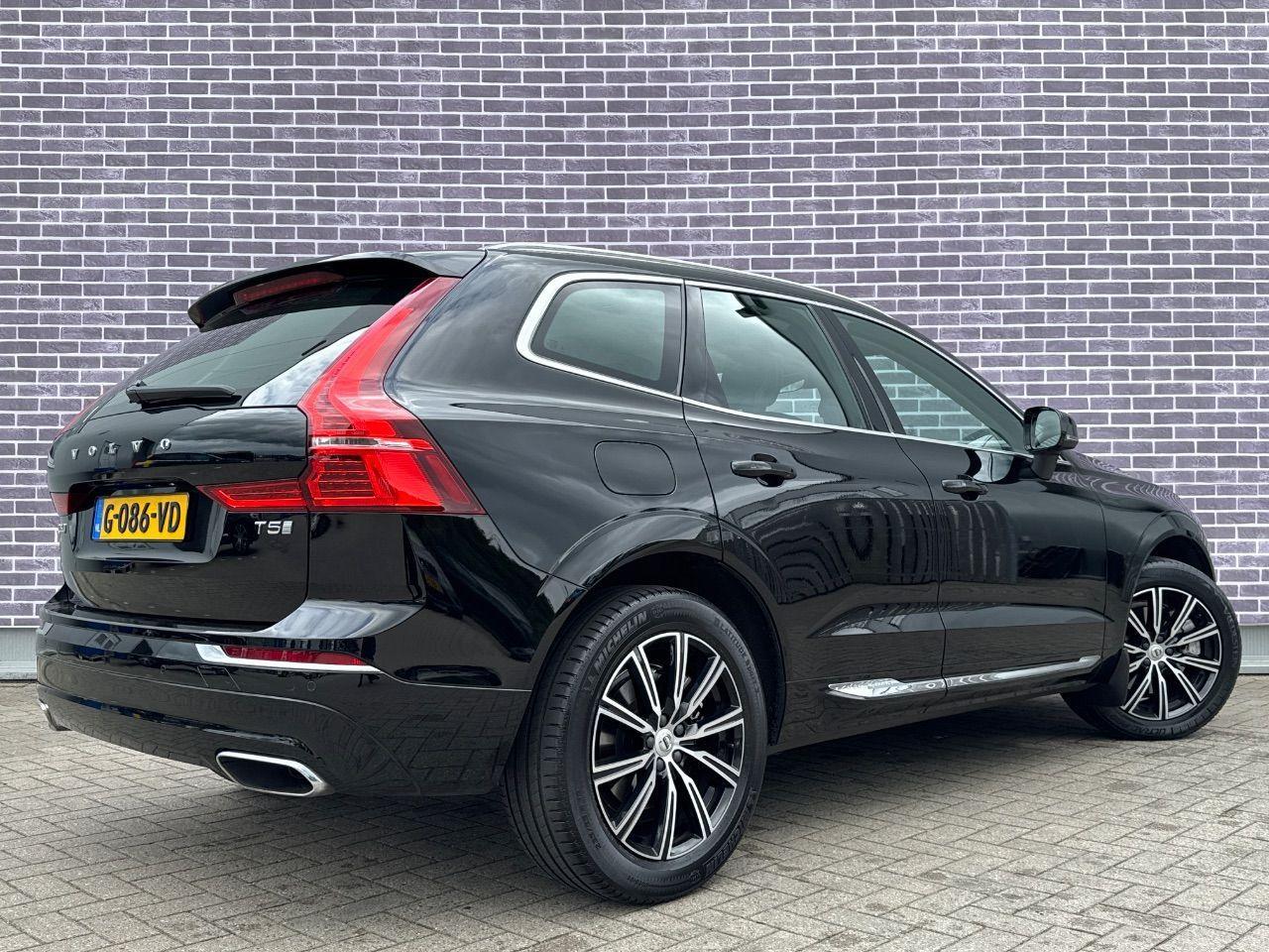 Volvo XC60 2.0 T5 Inscription Stoelverwarming | Trekhaak | Keyless | Adaptieve Cruise Control | Voor/achter Parkeersensoren |