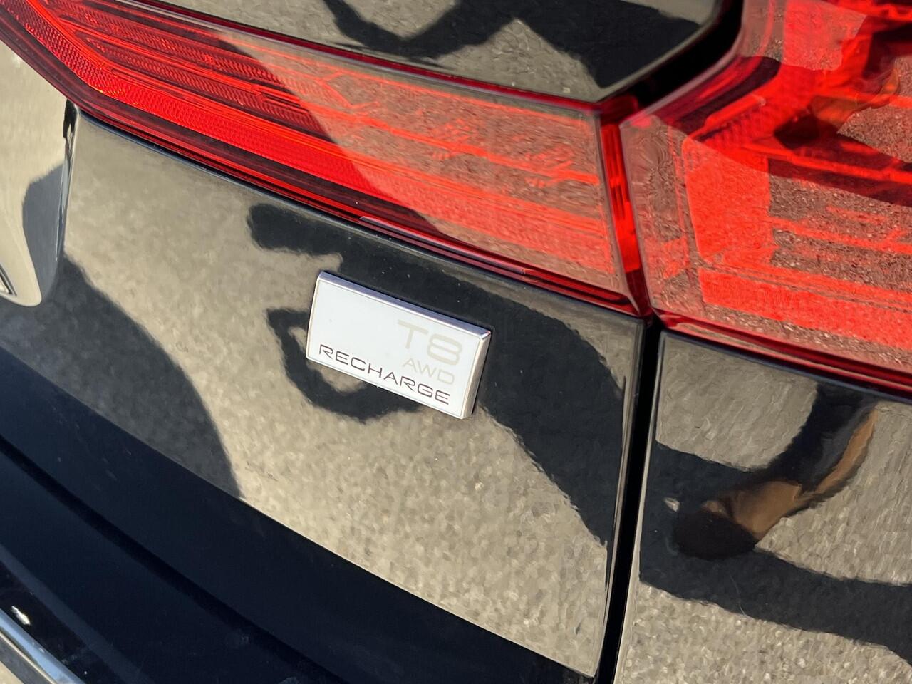 Volvo XC60 2.0 T8 Plug-in hybrid AWD Inscription | 455pk | Parking Pack | Stoelverwarming | 2.250kg Trekgewicht