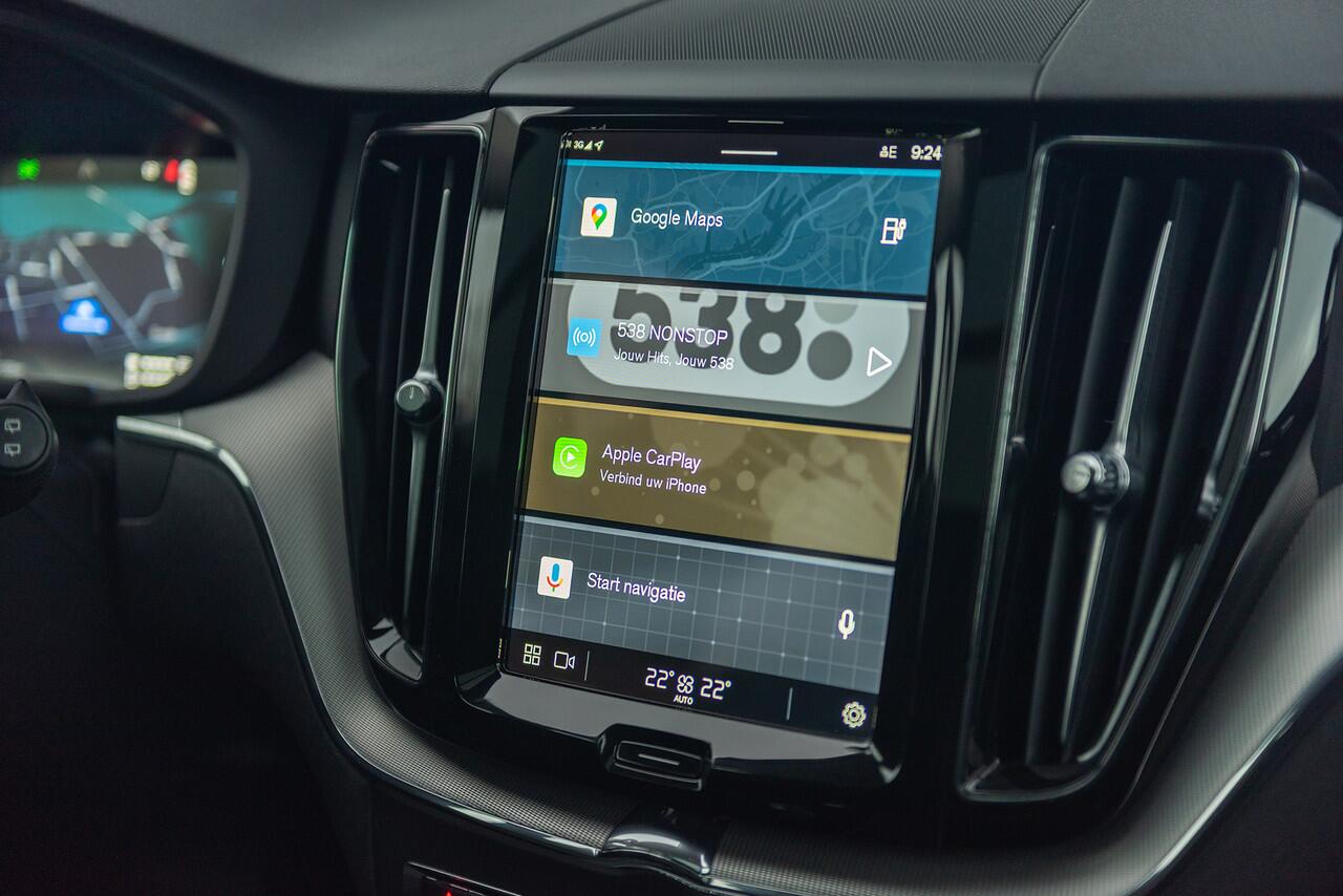 Volvo XC60 T6 Aut. Long Range Plus Dark Leder Parkeercamera 350pk