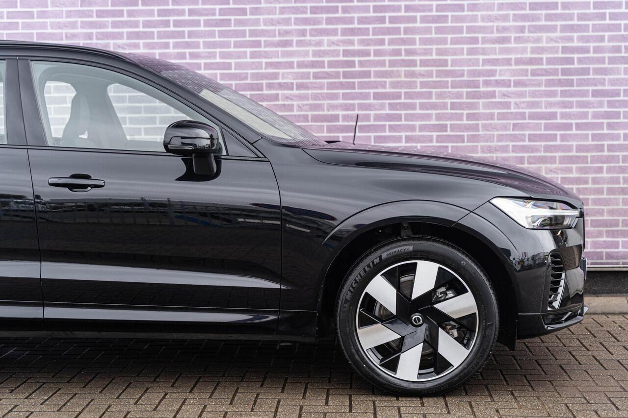 Volvo XC60 2.0 T6 Plug-in hybrid AWD Plus Dark | Long Range | Harman Kardon Audio | Schuif- / Kanteldak | Head Up Display | Stoel- / Stuurverwarming | Power Seats | Keyless | Parkeerverwarming | Dodehoek Detectie | Elektrische achterklep |