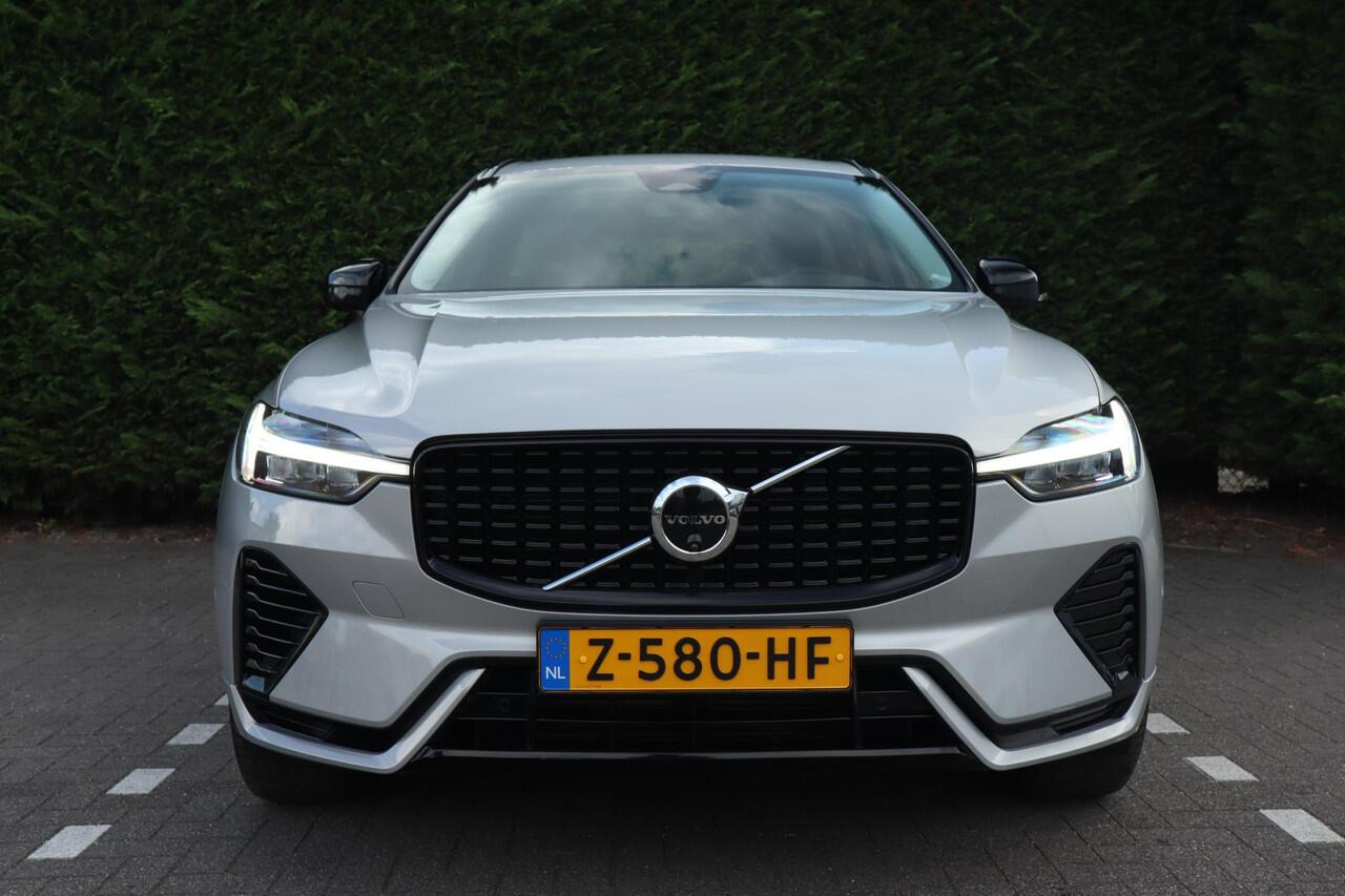 Volvo XC60 2.0 T6 Plug-in hybrid AWD Plus Dark | Trekhaak | Panoramadak | 360-camera |