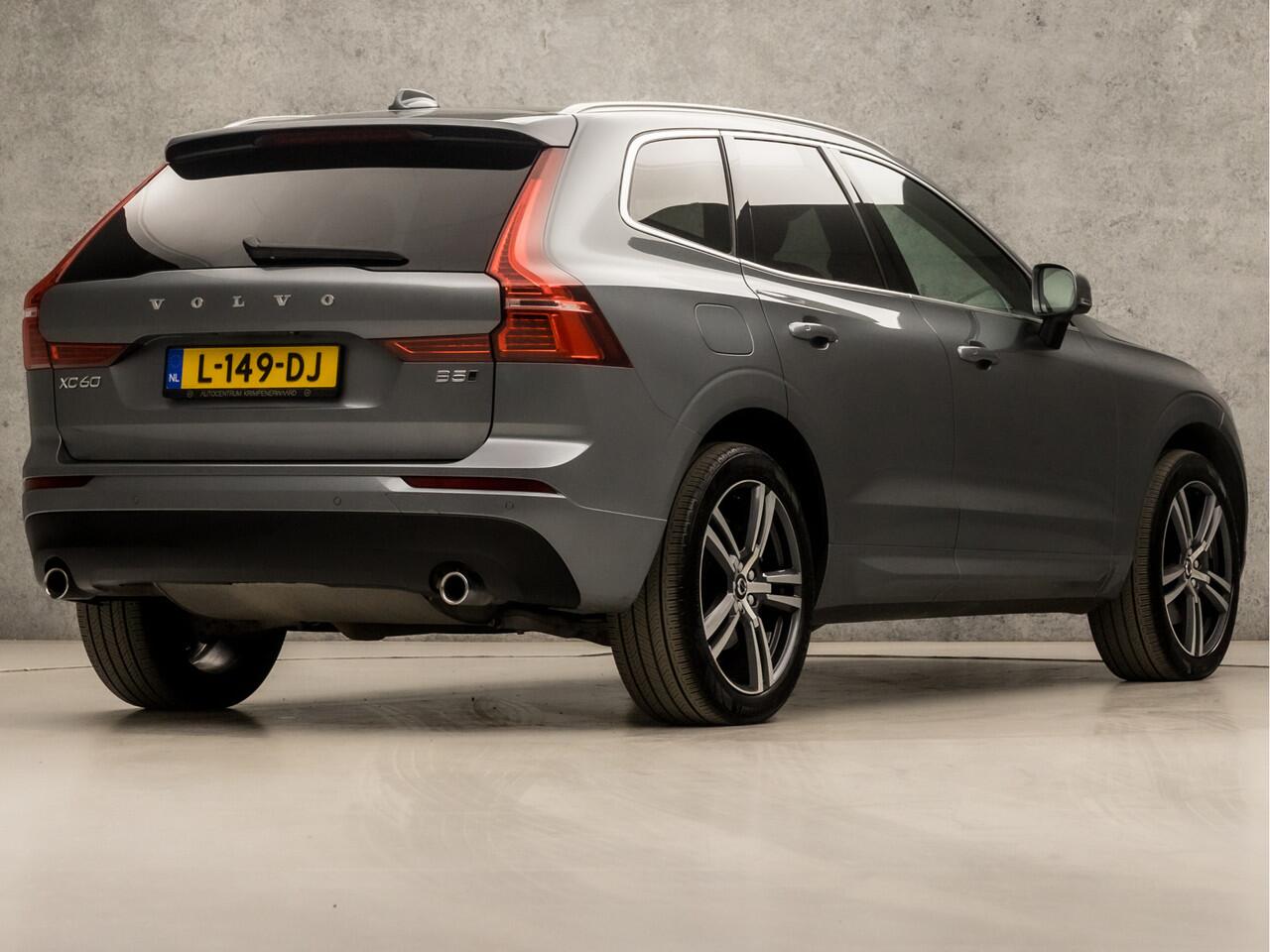 Volvo XC60 2.0 B5 AWD Inscription Sport 391Pk Automaat (APPLE CARPLAY, GROOT NAVI, STUUR/STOELVERWARMING, MEMORY SEATS, LEDER, CAMERA, ADAPTIVE CRUISE, TREKHAAK ELEKTRISCH, KEYLESS, NIEUWE APK, NIEUWSTAAT)