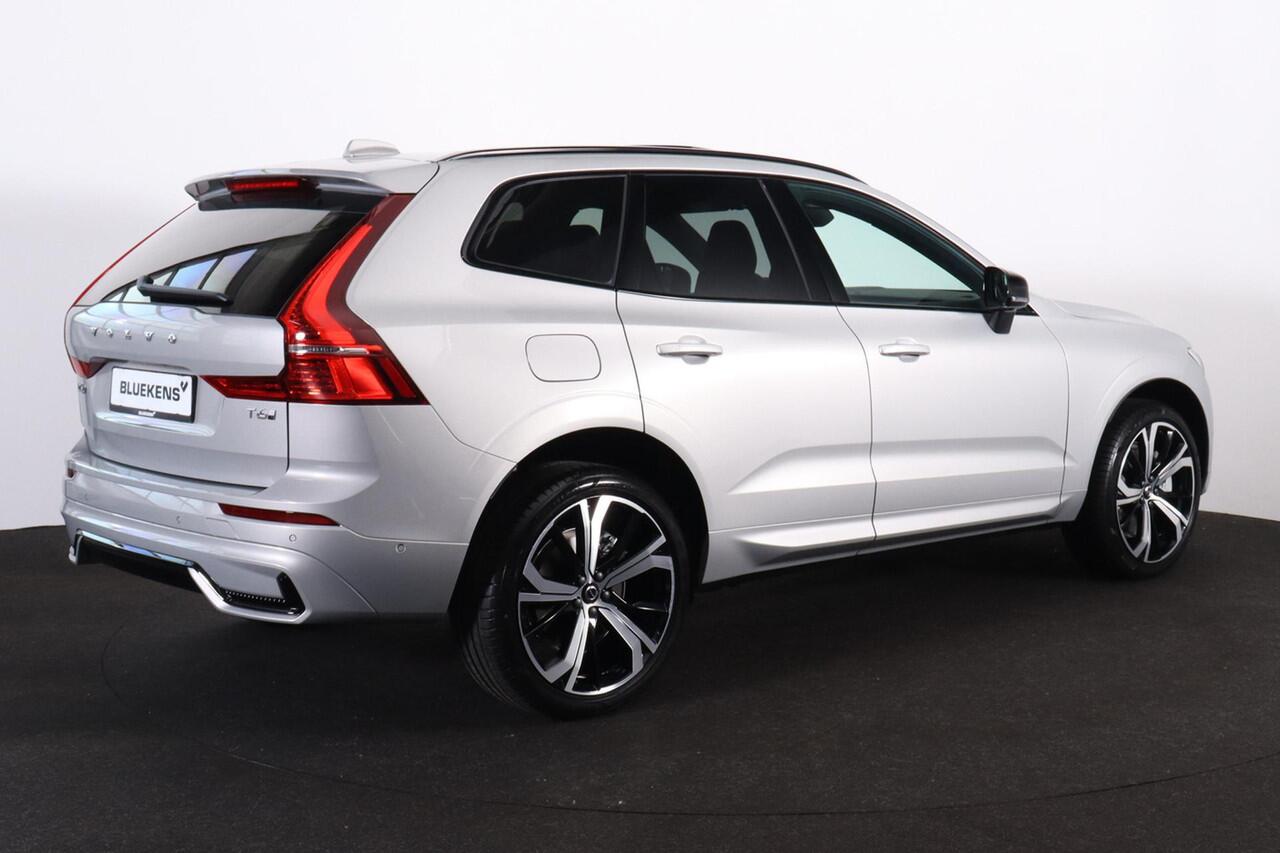 Volvo XC60 T6 Plug-in hybrid AWD Plus Dark - 21' LMV - 360° camera - Panoramisch schuif-/kanteldak - Harman Kardon audio - Adaptive Cruise Control met Pilot Assist - BLIS dodehoekassistentie - Keyless - Stoelverwarming voor & achter - Verwarmbaar stuurwiel - Getint 