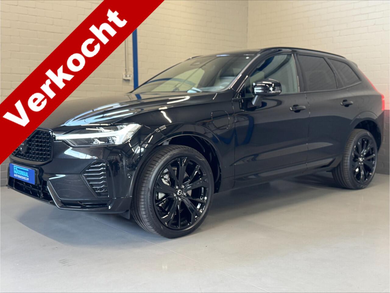 Volvo XC60 2.0 T8 Plug-in hybrid AWD Ultra Black Edition | Luchtvering | Bowers & Wilkins | Head Up | Trekhaak