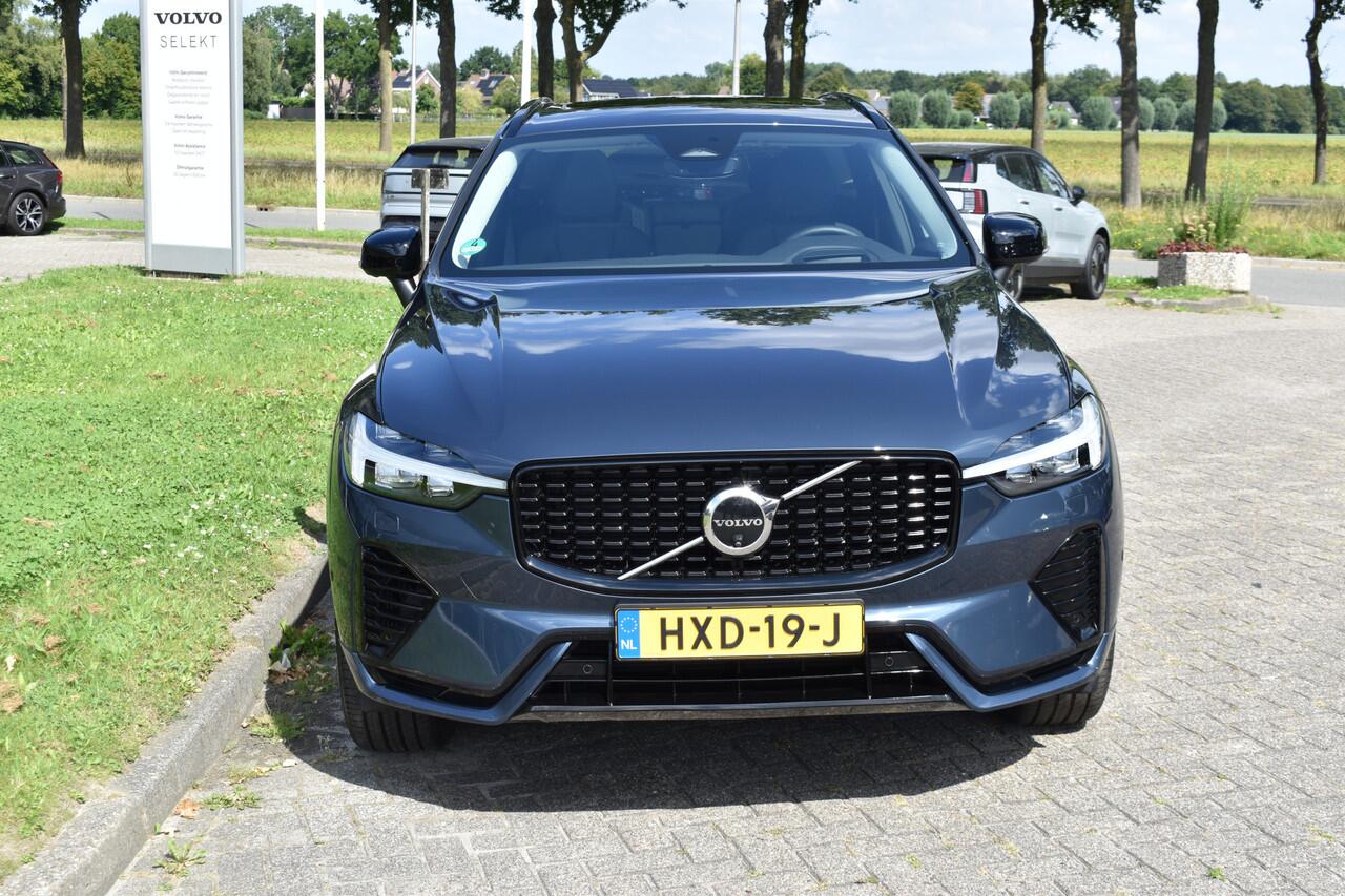 Volvo XC60 T8 AWD 455PK Plug-in hybrid Ultra Dark | Pano dak | Head Up Display | 360 Camera | ACC | Pilot Assist | Harman & Kardon | Keyless |
