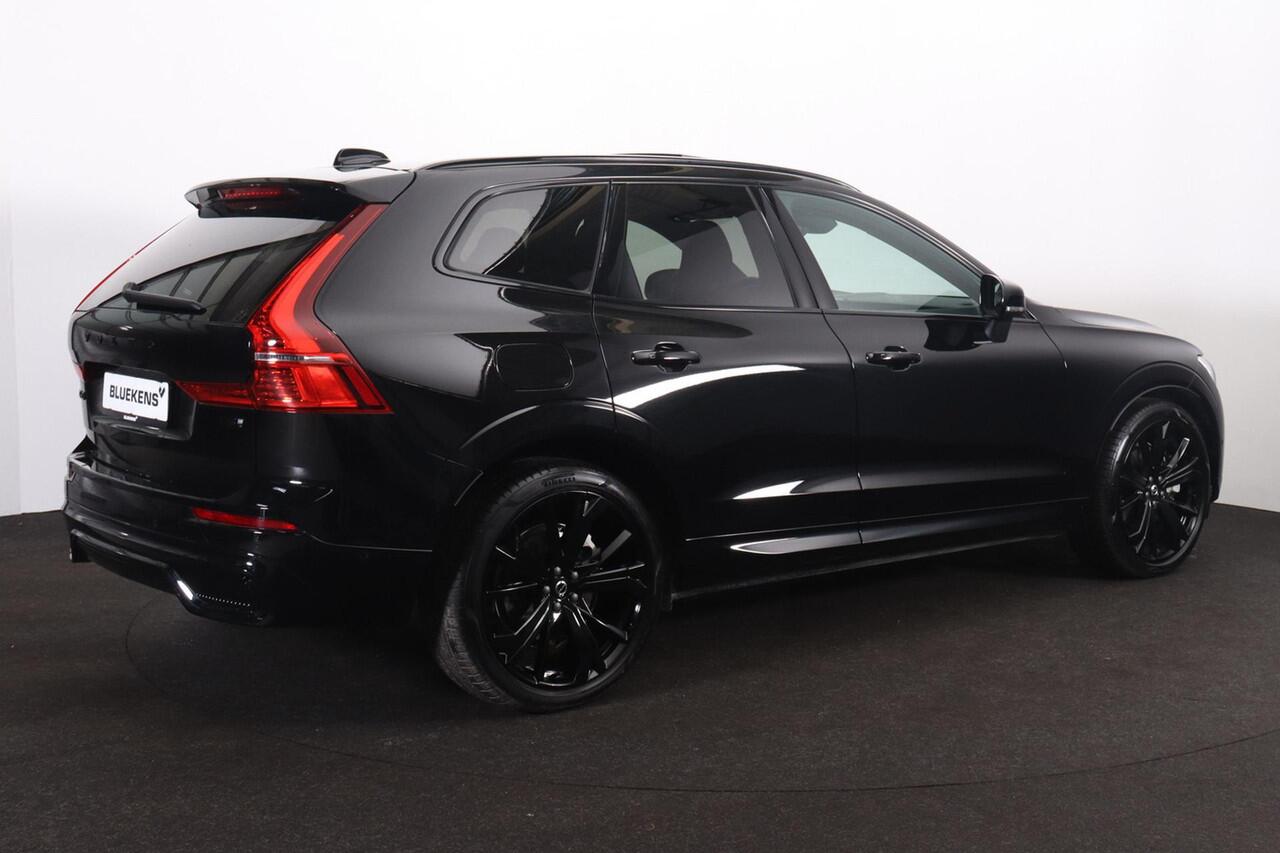 Volvo XC60 T8 Recharge AWD Ultra Black Edition - Luchtvering - Panorama/schuifdak - IntelliSafe Assist & Surround - 360º Camera - Harman/Kardon audio - Adaptieve LED koplampen - Verwarmde voorstoelen, stuur & achterbank - Parkeersensoren voor & achter - Elektr. bedi