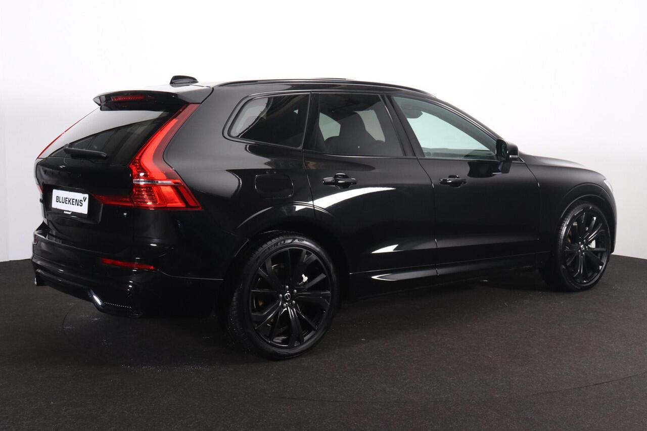 Volvo XC60 T6 Recharge AWD Plus Black Edition - Luchtvering - Panorama/schuifdak - IntelliSafe Assist & Surround - 360º Camera - Harman/Kardon audio - Adaptieve LED koplampen - Verwarmde voorstoelen, stuur & achterbank - Parkeersensoren voor & achter - Elektr. bedie