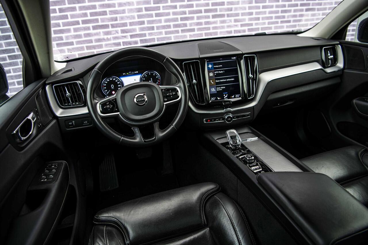 Volvo XC60 2.0 B5 AWD Inscription | Panorama dak | Head-up display | Adaptieve cruise control | Elektrisch verstelbare voorstoelen | Stoel/stuur verwarming | Harman/Kardon | 21" Velgen |