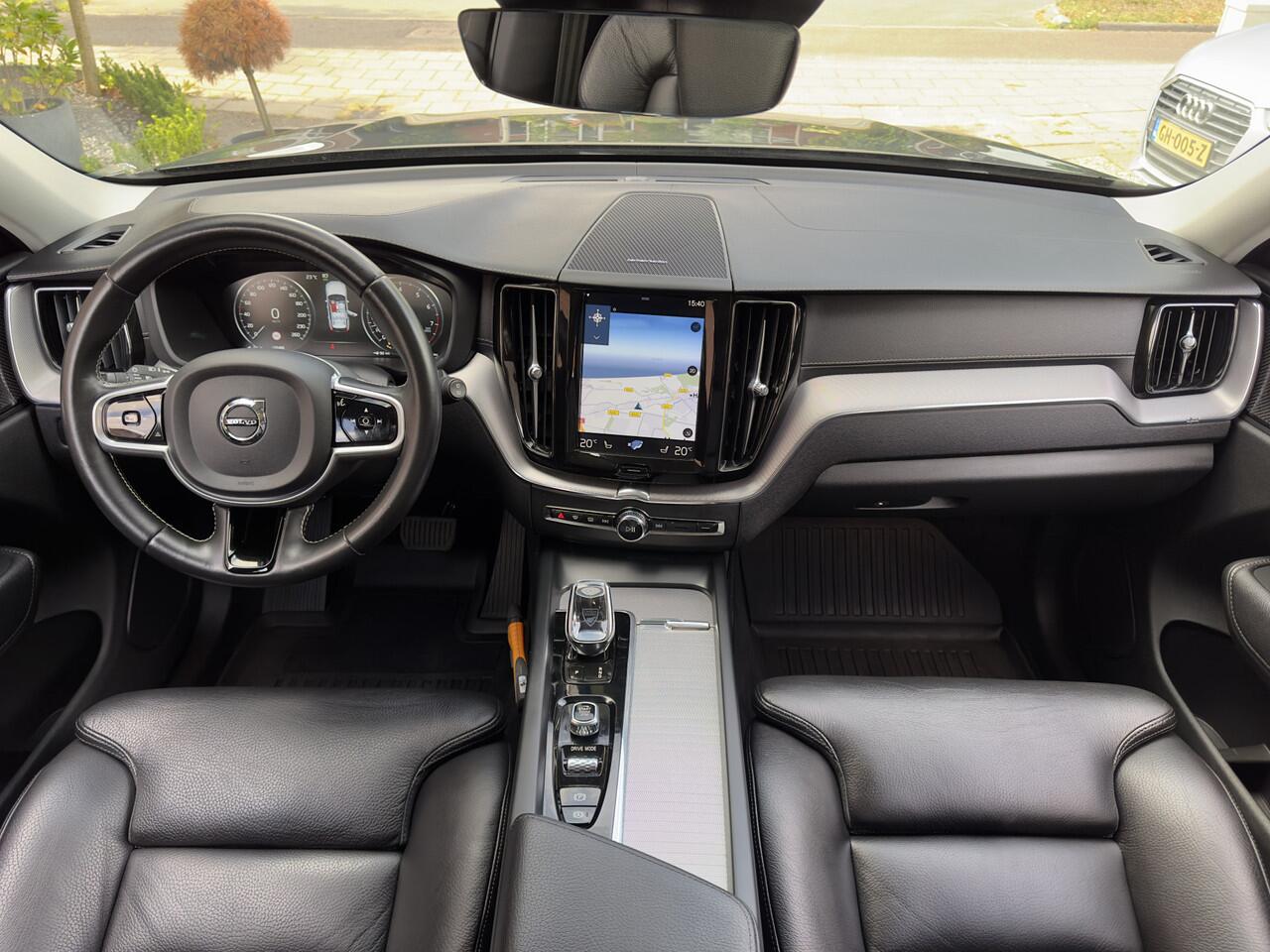 Volvo XC60 2.0 B5 AUT8 INSCRIPTION 125D.KM VOL-LEDER NAVI CAMERA DIGI-DASH LED LMV PDC