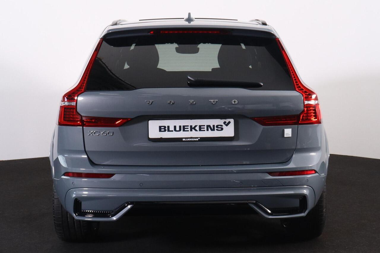 Volvo XC60 T8 Recharge AWD Polestar Engineered - Panorama/schuifdak - IntelliSafe Assist & Surround - 360º Camera - Harman/Kardon audio - Adaptieve LED koplampen - Verwarmde voorstoelen, stuur & achterbank - Parkeersensoren voor & achter - Elektr. bedienb. voorstoel