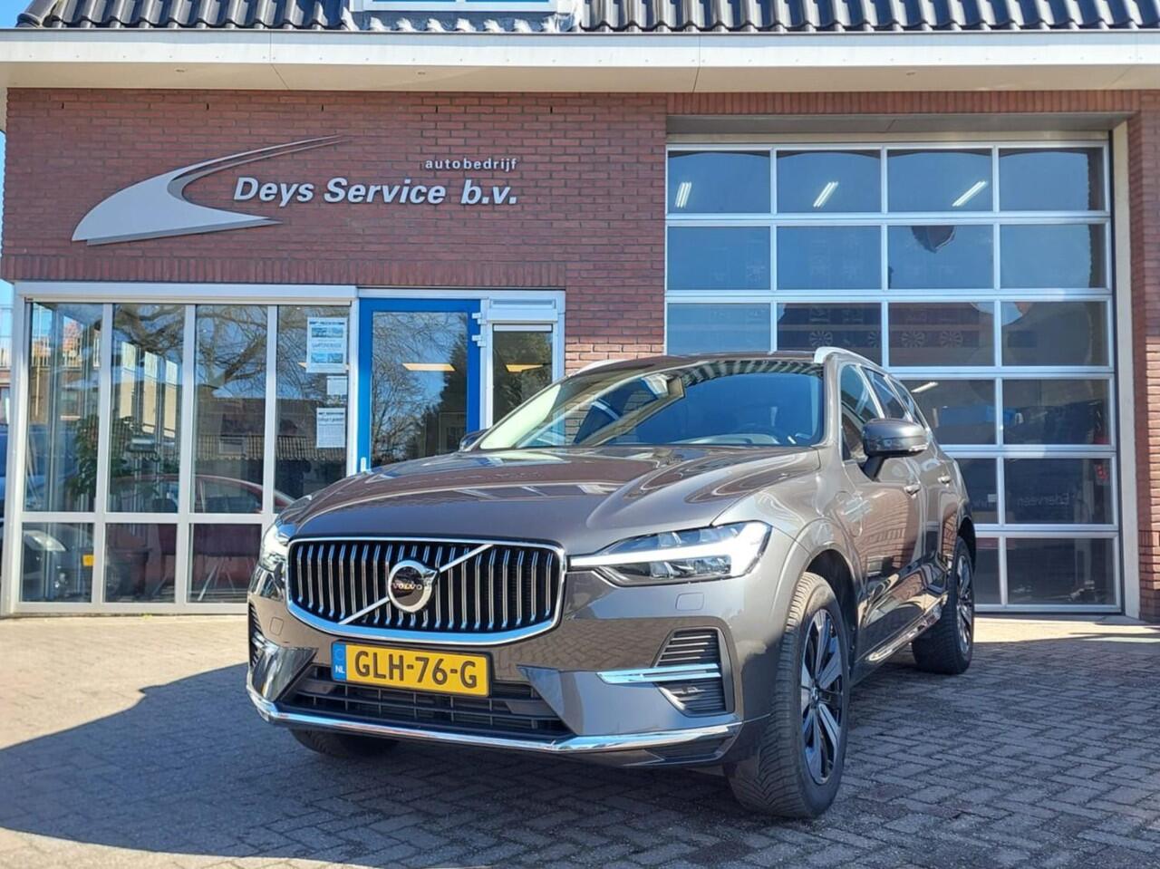 Volvo XC60 2.0 T6 Plug-in Hybrid AWD Core Bright | Adaptive Cruise | Clima | Apple/Android | Stoel+stuurverw. | Glazen schuifdak | Etc.