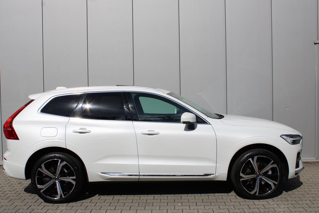 Volvo XC60 T8 455 pk Plug-in hybrid AWD Plus Bright | Trekhaak | Harman Kardon | Verw. voorruit