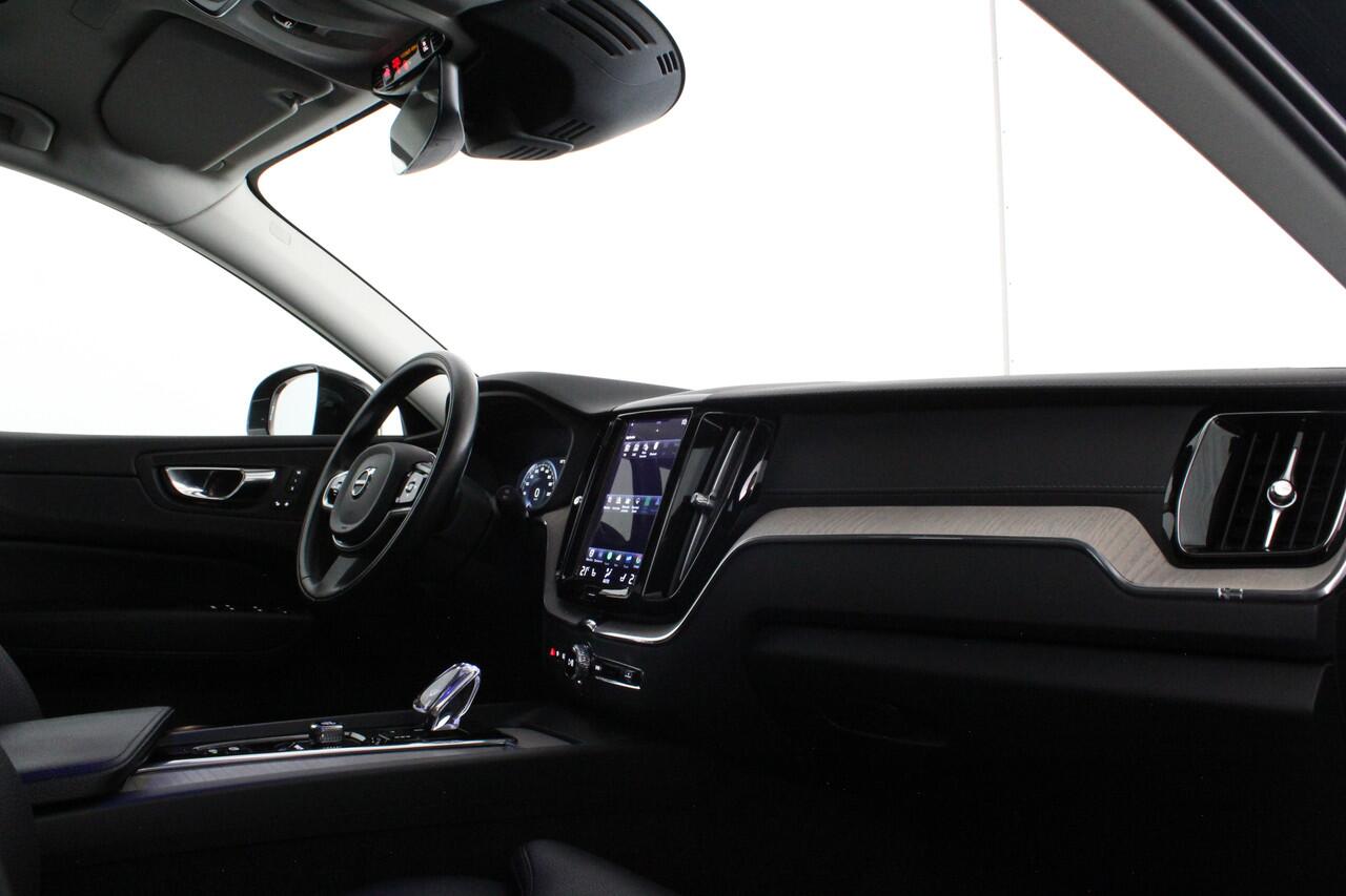 Volvo XC60 2.0 T6 Plug-in hybrid AWD Inscription 341pk/Trekhaak/Pano.schuif/Memory/Leer/ONYX BLACK/Apple CarPlay/Standverwarming