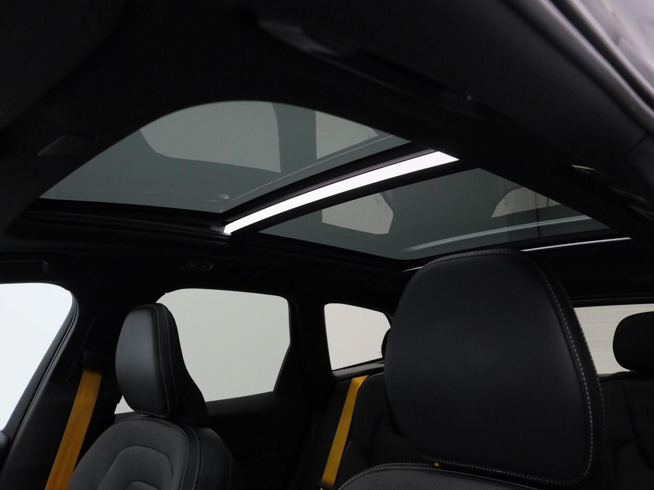 Volvo XC60 2.0 T8 AWD Polestar Engineered | PANO | 360° | ADAPTIVE | H&K | STOEL- EN STUURVERW.