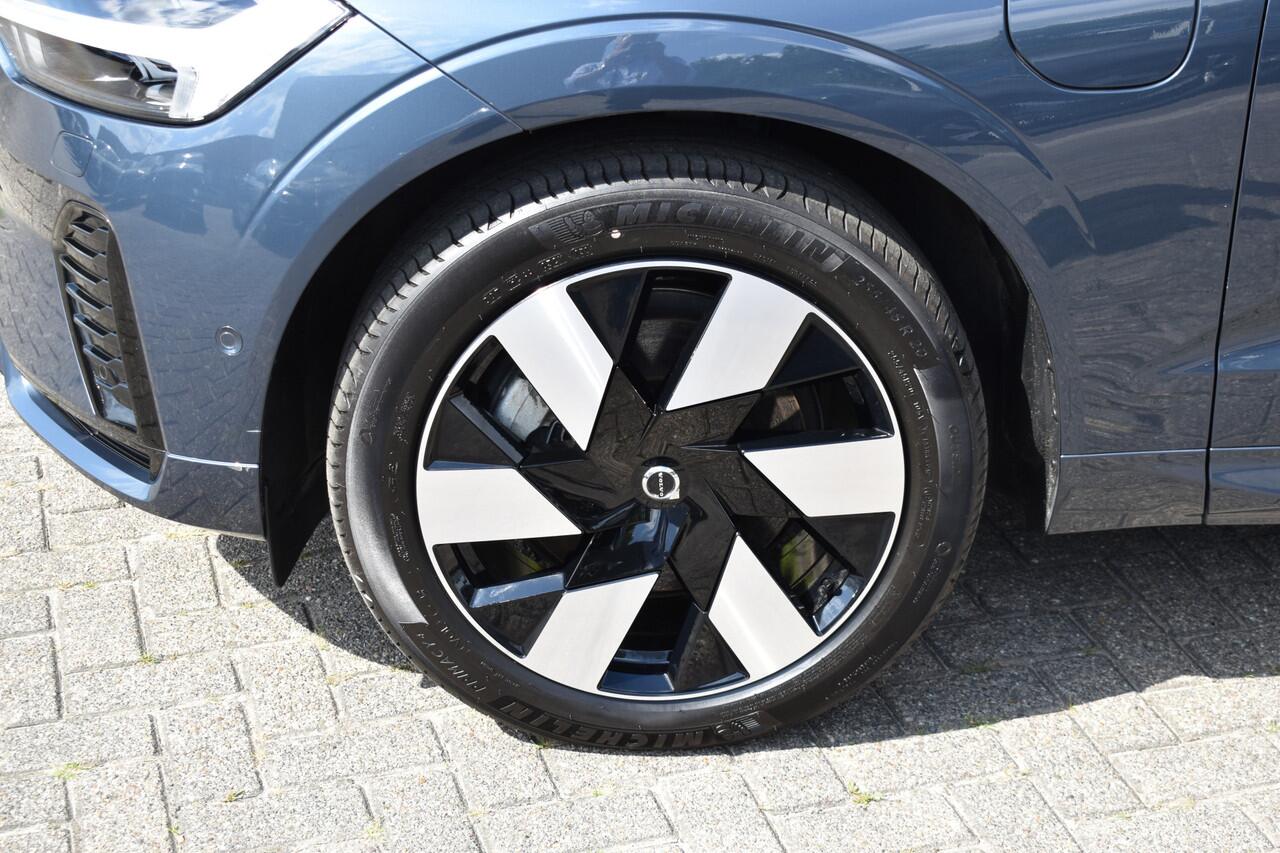 Volvo XC60 T8 AWD 455PK Plug-in hybrid Ultra Dark | Pano dak | Head Up Display | 360 Camera | ACC | Pilot Assist | Harman & Kardon | Keyless |