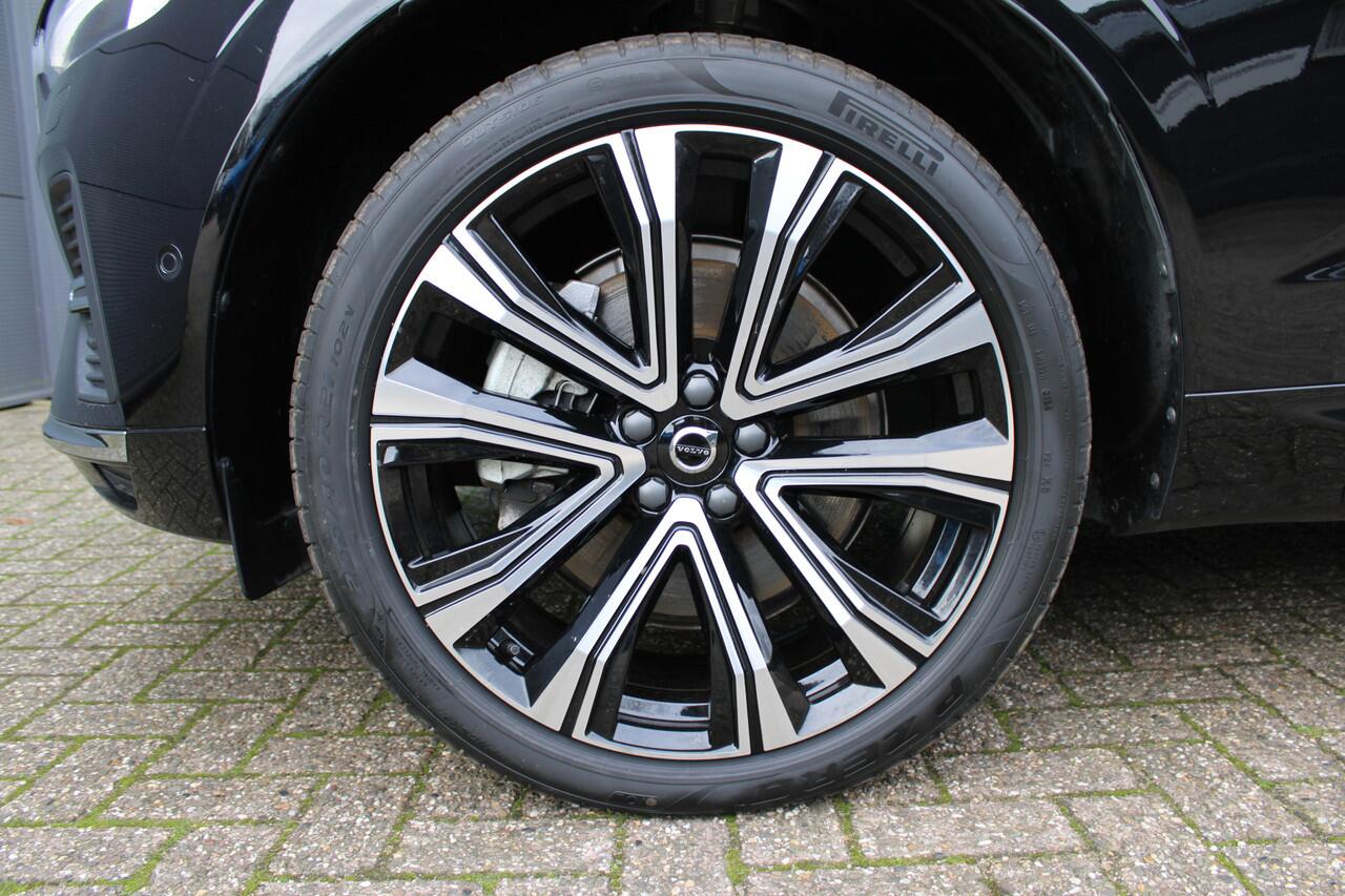 Volvo XC60 2.0 T6 Plug-in hybrid AWD Plus Bright | Luchtvering | Trekhaak | H&K | 360 Camera | Full