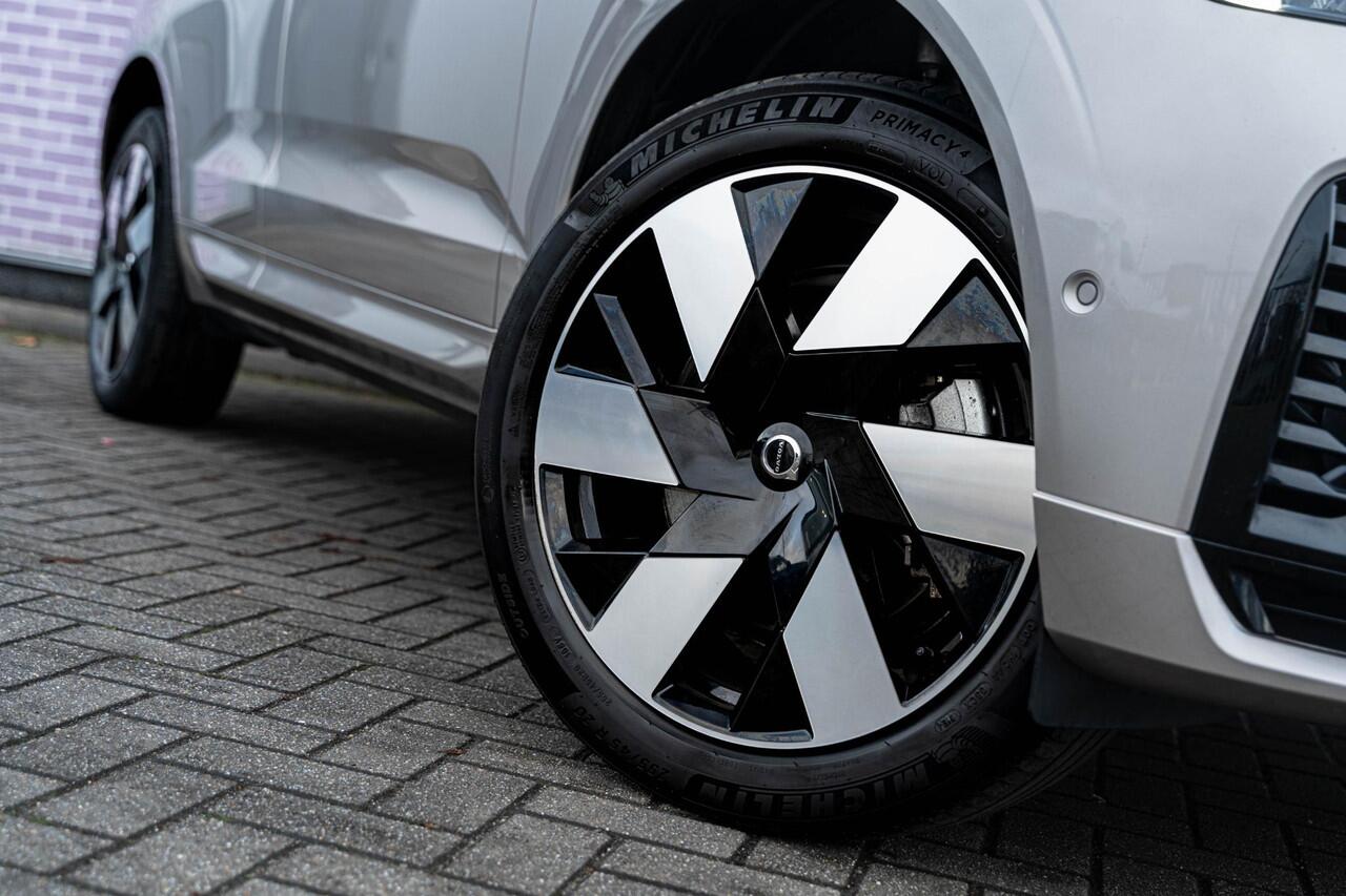 Volvo XC60 T6 Plug-in hybrid AWD Ultimate Dark | Bowers & Wilkins Audio | Luchtvering | Trekhaak | Stoel-/Stuurverwarming | Schuif-/kanteldak | Elektrische stoelverstelling | Keyless Entry | Dodehoekdetectie | Google | Long range | Carplay |