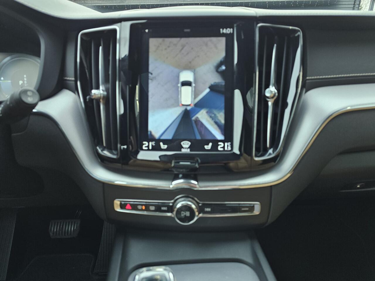 Volvo XC60 2.0 T8 AWD Polestar Engineered PHEV | Intellisafe | Pano | Trekhaak | Standverwarming | Leder | Stoelverwarming | Elek. stoelen + mermory | Vol |