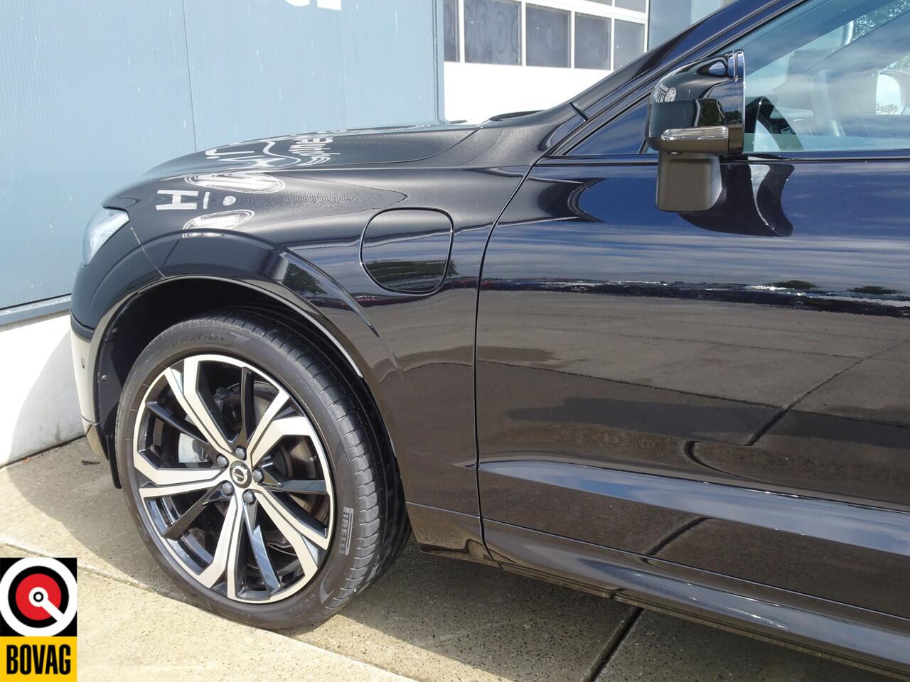 Volvo XC60 2.0 T6 Plug-in hybrid AWD Plus Dark