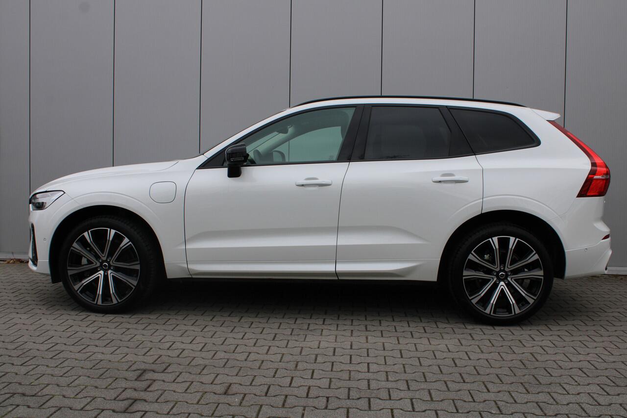 Volvo XC60 T8 455 pk Plug-in hybrid AWD Plus Dark | 21" Velgen | 360 graden camera | Harman Kardon