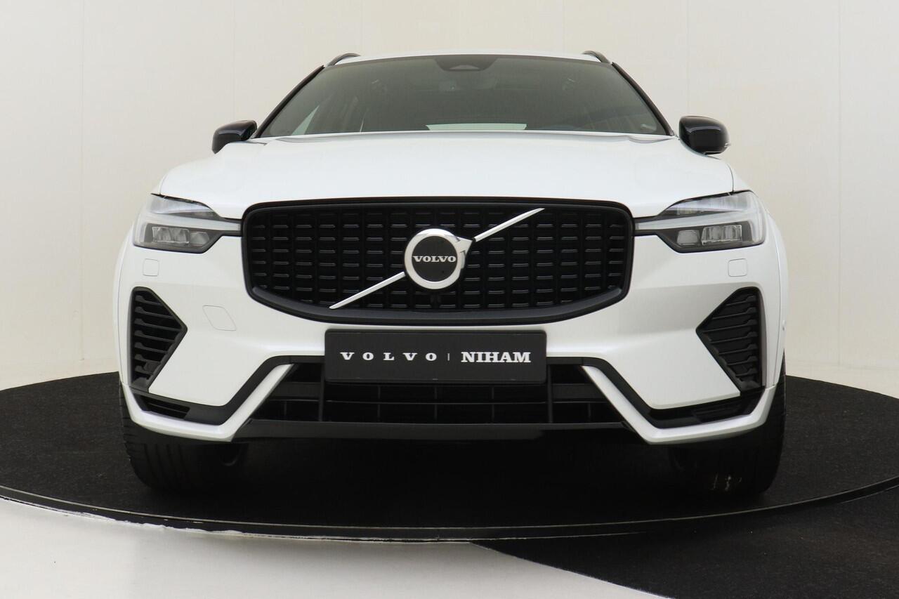 Volvo XC60 T6 PLUG-IN HYBRID AWD ULTRA DARK -PANO.DAK|HEAD-UP DISP.|HARMAN/KADON|LUCHTVERING|CAMERA|22"|SPORTSTOELEN
