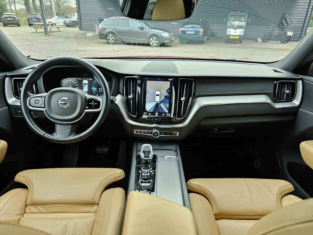 Volvo XC60 2.0 T8 AWD Polestar Engineered PHEV | Intellisafe | Pano | Trekhaak | Standverwarming | Leder | Stoelverwarming | Elek. stoelen + mermory | Vol |