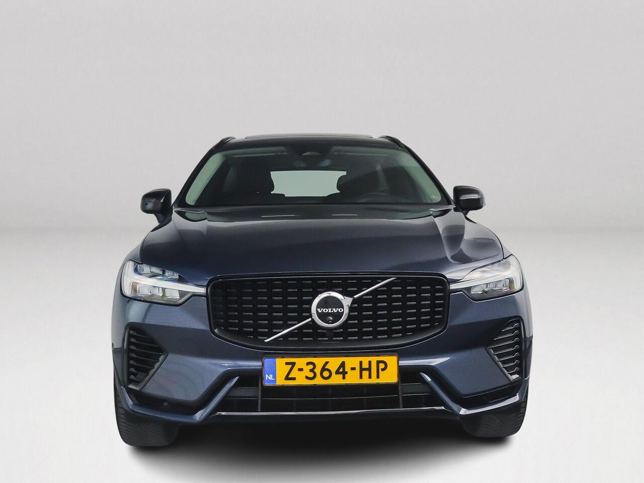 Volvo XC60 T6 Plug-in hybrid AWD Plus Dark | Panoramadak | 360° camera | Stoel- en Stuurverwarming | Trekhaak