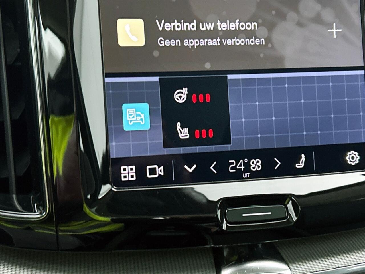 Volvo XC60 2.0 T6 Plug-in hybrid AWD Ultimate Dark | 360 camera | Adative