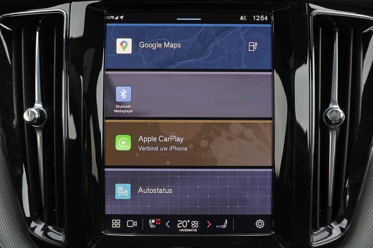 Volvo XC60 T6 Recharge AWD Ultra Black Edition - Luchtvering - Nappaleder - Stoelventilatie - Massagefunctie - IntelliSafe Assist & Surround - 360º Camera - Bowers & Wilkins audio - Adaptieve LED koplampen - Nappa leder - Verwarmde voorstoelen, stuur & achterbank - 