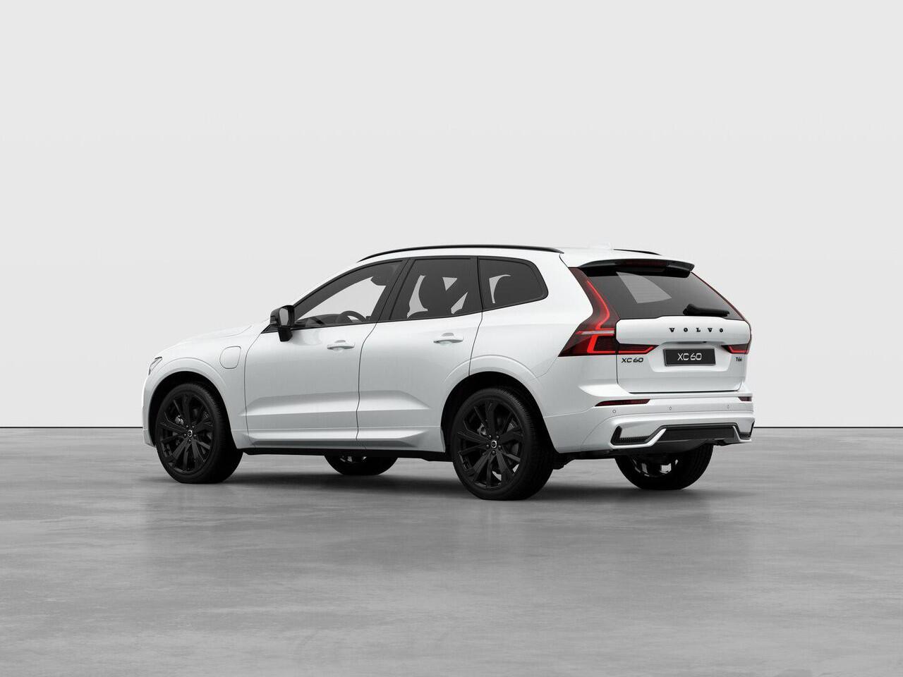 Volvo XC60 2.0 T6 Plug-in hybrid AWD Plus Black Edition Automaat / Panoramadak / Privacy Glass / MY2026 / 21" velgen / MY2026