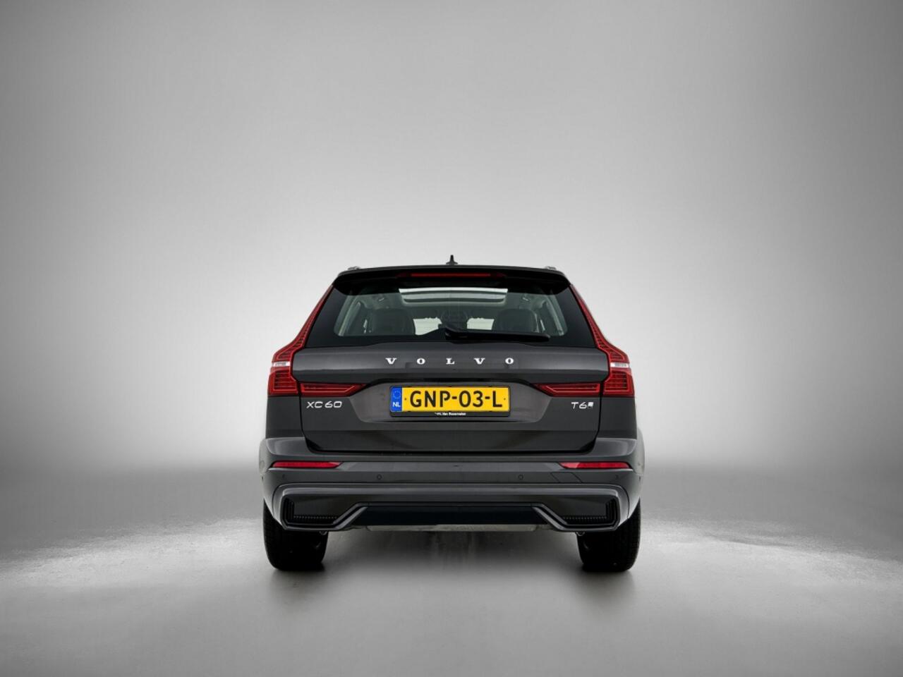 Volvo XC60 2.0 T6 Dark | Pano | trekhaak | Memory Seats | BLIS |