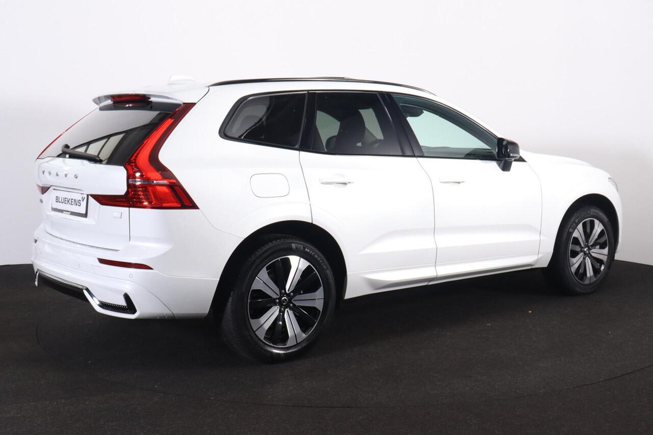 Volvo XC60 T6 Recharge AWD Plus Dark - Panorama/schuifdak - IntelliSafe Assist & Surround - Harman/Kardon audio - Parkeercamera achter - Adaptieve LED koplampen - Verwarmde voorstoelen, stuur & achterbank - Parkeersensoren voor & achter - Elektr. bedienb. voorstoele