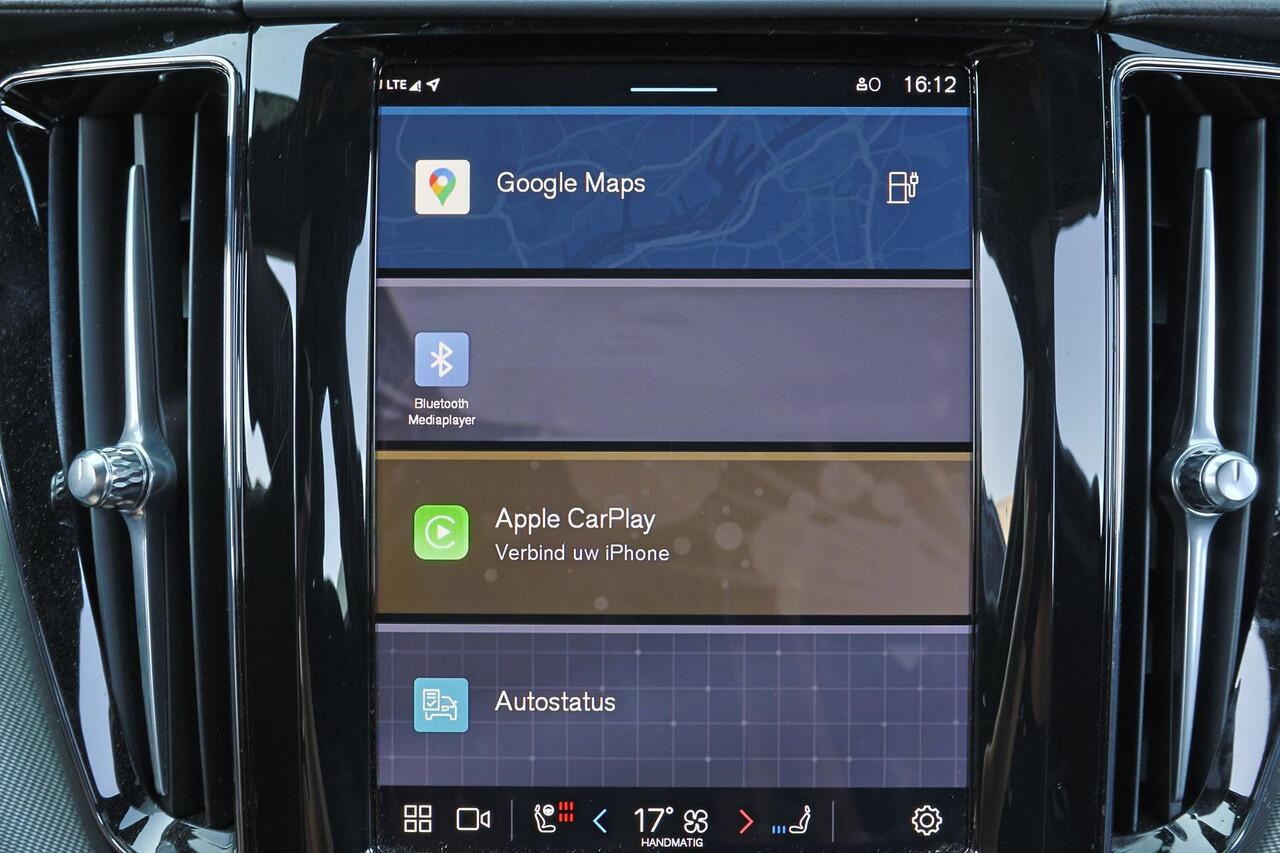 Volvo XC60 T6 Recharge AWD Ultra Black Edition - Panorama/schuifdak - IntelliSafe Assist & Surround - Massage & Ventilatie stoelen - 360º Camera - Bowers & Wilkins audio - Nappa Leder - Adaptieve LED koplampen - Verwarmde voorstoelen & stuur - Parkeersensoren voor &