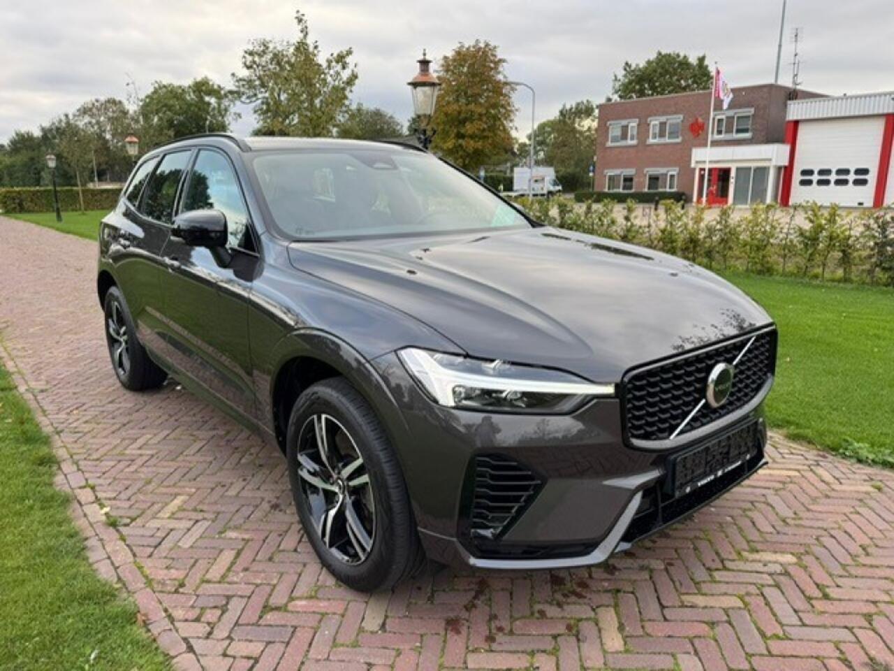 Volvo XC60 T6 R-Design Automaat Plug-In