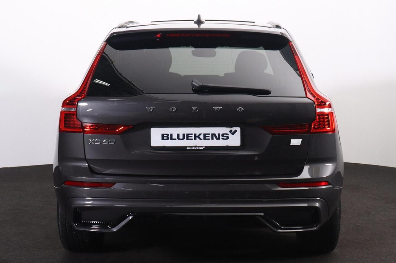 Volvo XC60 T6 Recharge AWD R-Design - Long Range - Panorama/schuifdak - IntelliSafe Assist - Harman/Kardon audio - Adaptieve LED koplampen - Parkeercamera achter - Verwarmde voorstoelen, stuur & achterbank - Parkeersensoren voor & achter - Nappa Leder - Elektr. bedi