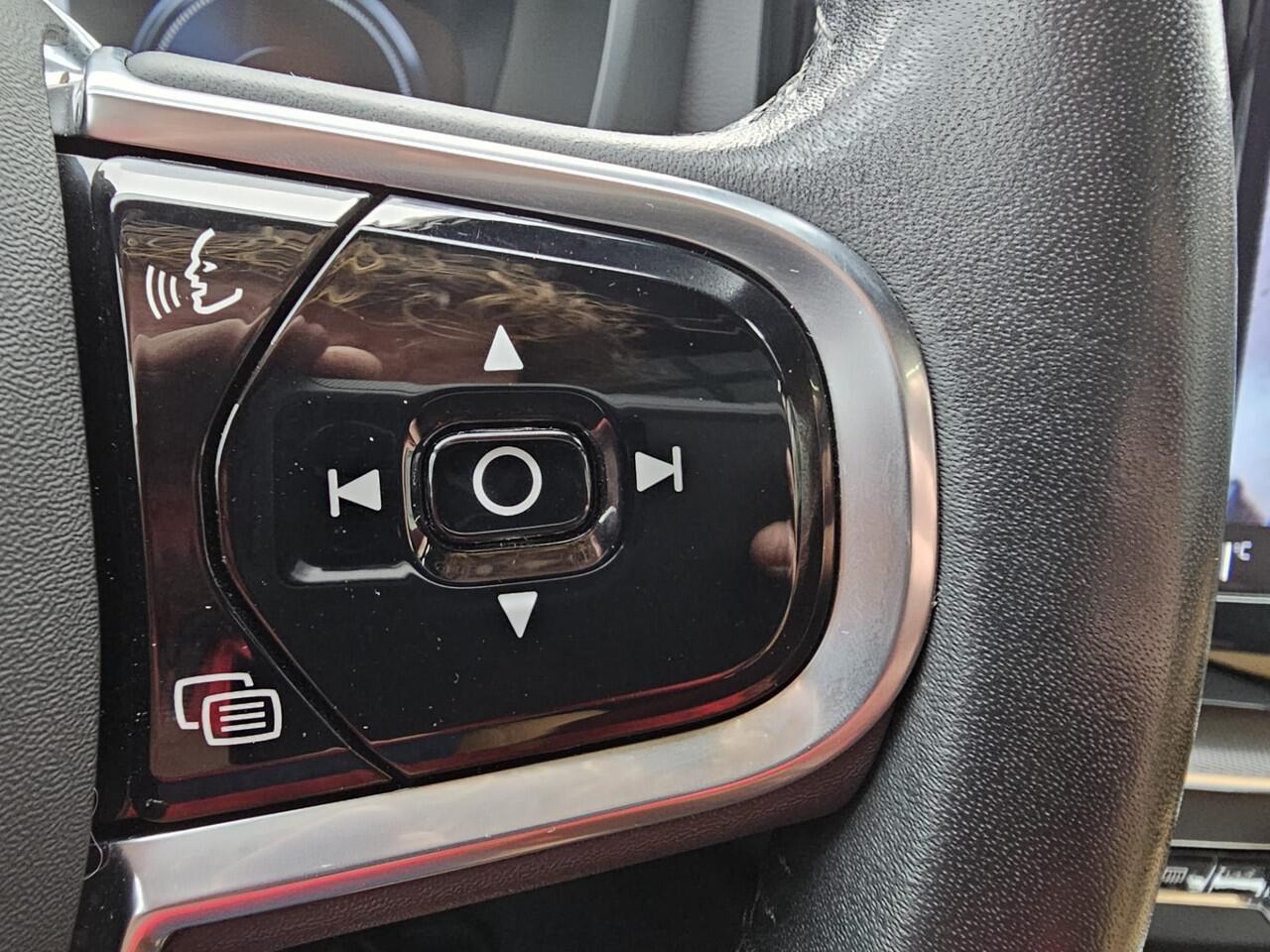 Volvo XC60 2.0 T8 AWD Polestar Engineered PHEV | Intellisafe | Pano | Trekhaak | Standverwarming | Leder | Stoelverwarming | Elek. stoelen + mermory | Vol |