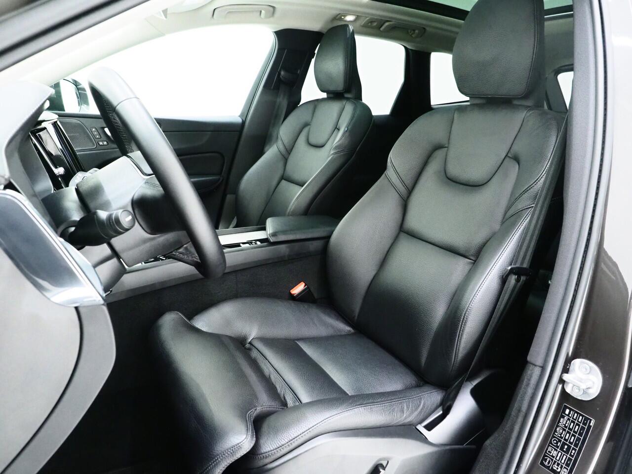 Volvo XC60 2.0 T6 Long Range Recharge AWD Ultimate | Panoramadak | Pilot Assist | Harman/Kardon | 360 | Head Up